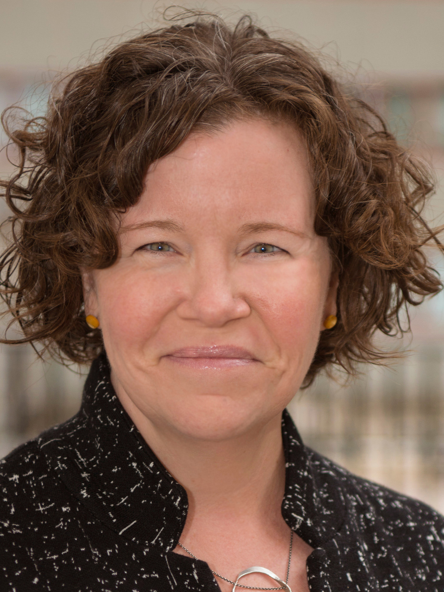 Erin Dunn Headshot
