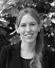 Ellen Nye headshot