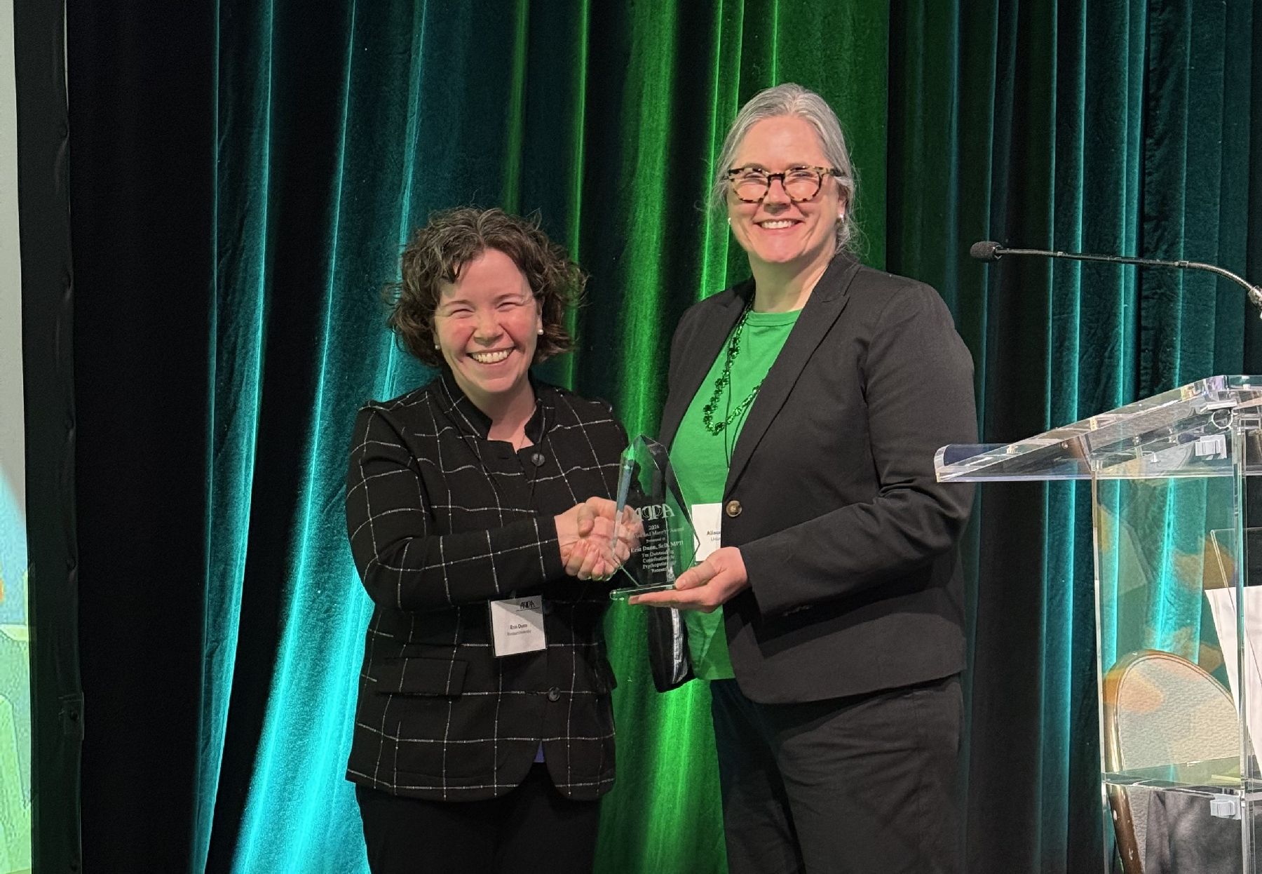 Erin Dunn receives Breslau/Murphy Award