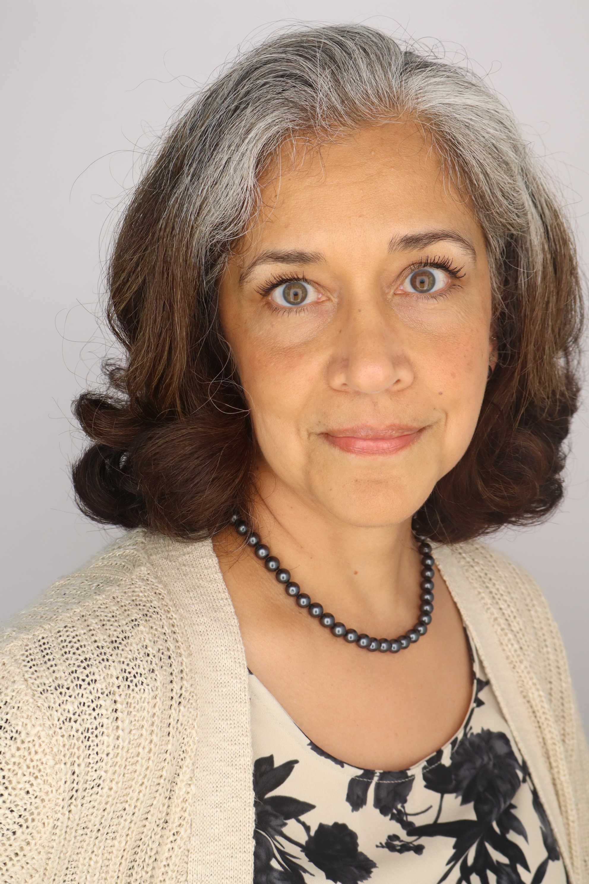 Lupita Acosta-Roberts headshot