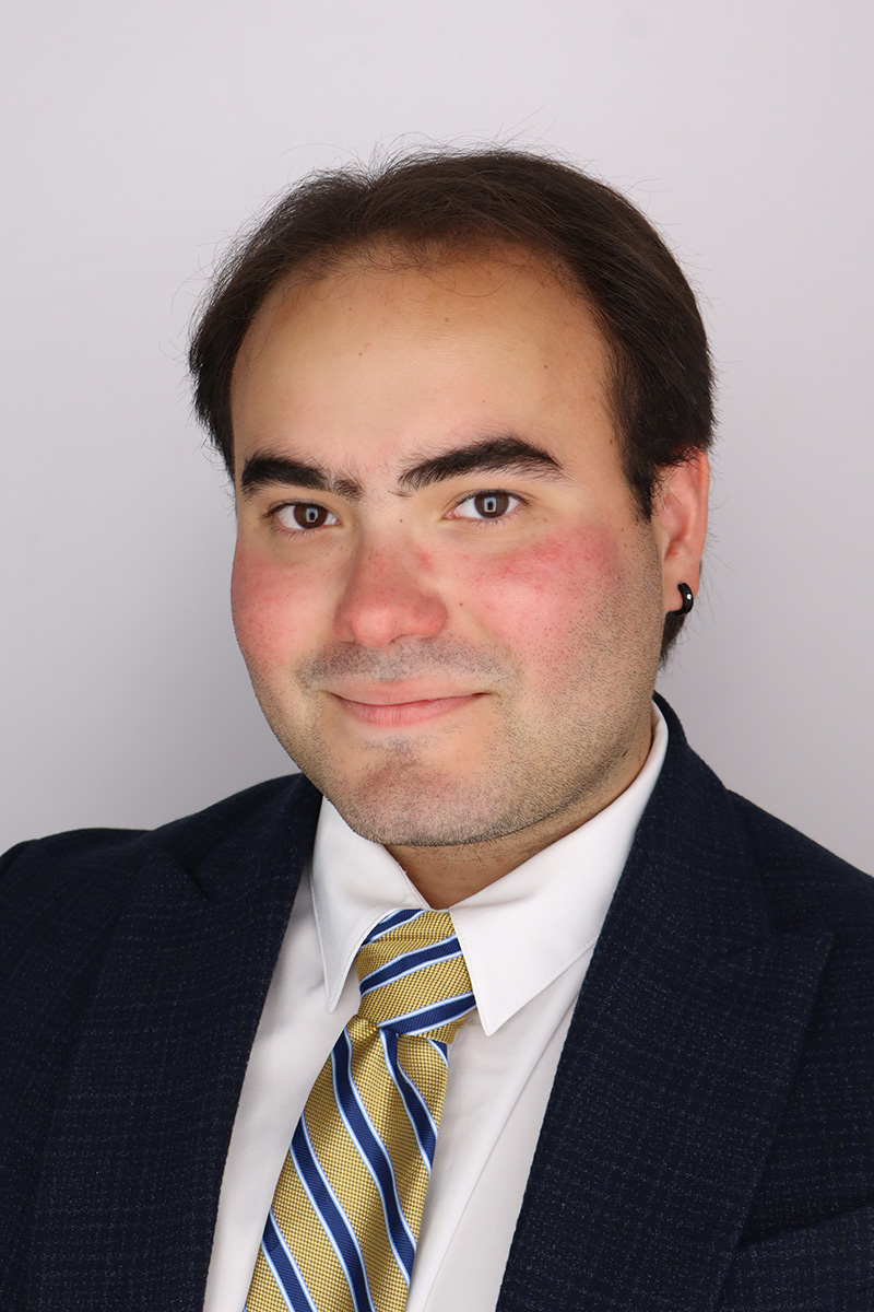 Jeshua Aponte headshot